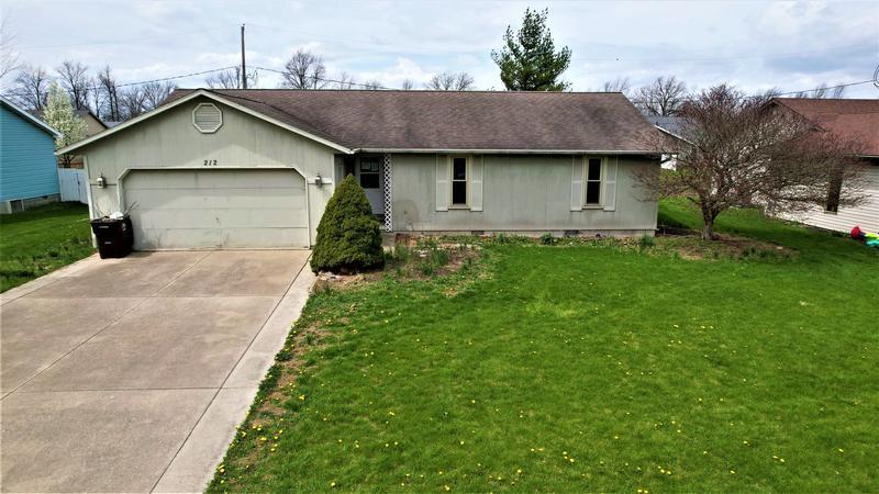 Meadowbrook Dr, Defiance, OH 43512
