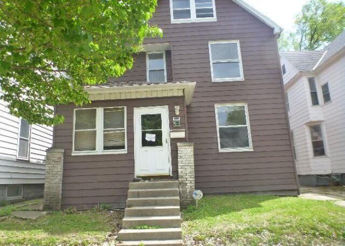 W Ayres Ave, Peoria, IL 61606