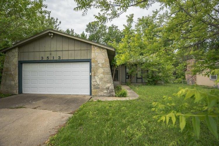 Sw Moundview Dr, Topeka, KS 66614