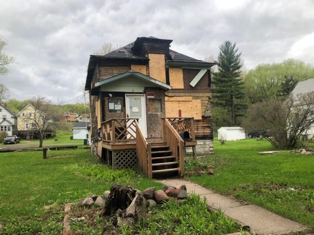 W 6th St, Duluth, MN 55807