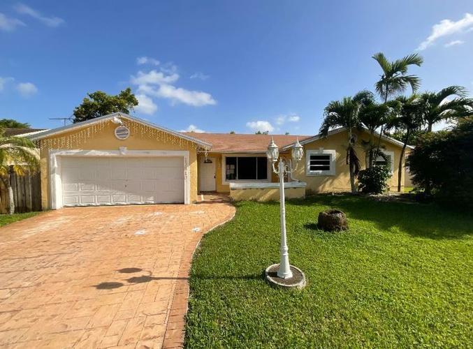 Sw 108th St, Miami, FL 33186