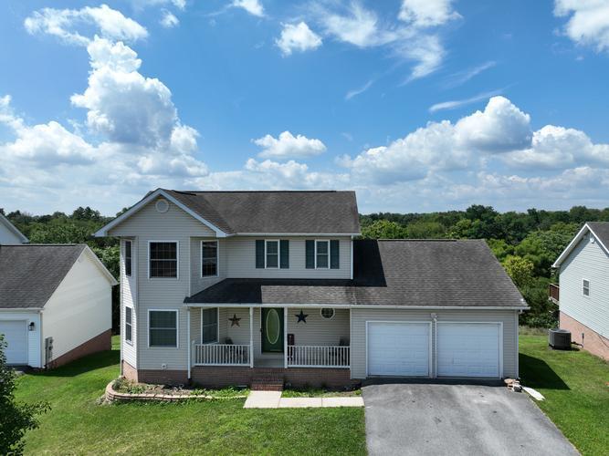 Ford Cir, Inwood, WV 25428