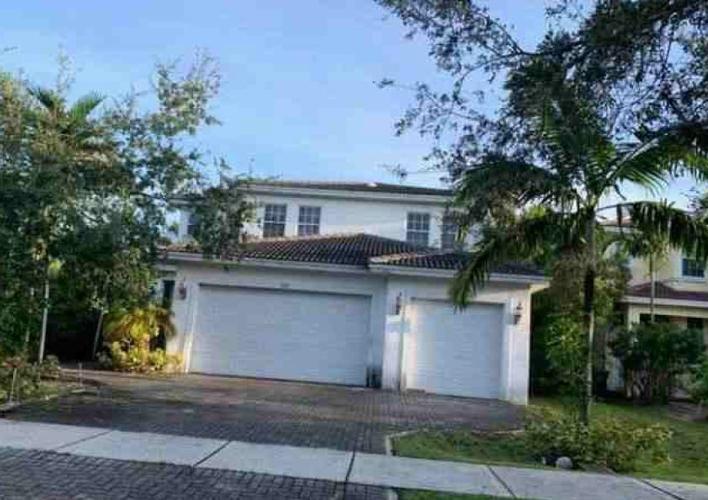 Sw 44th Ct, Fort Lauderdale, FL 33312