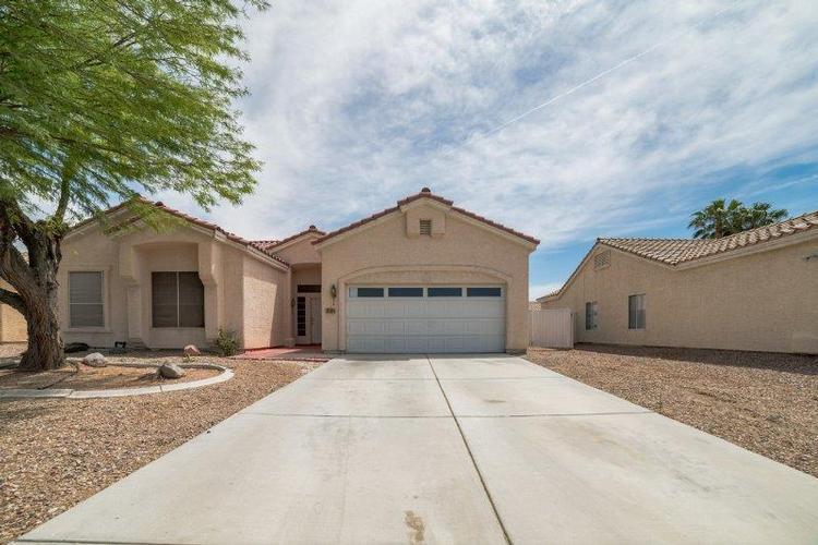 Canter Dr, North Las Vegas, NV 89032