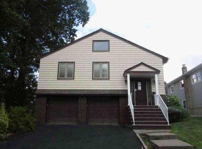Mount Vernon St, Nutley, NJ 07110