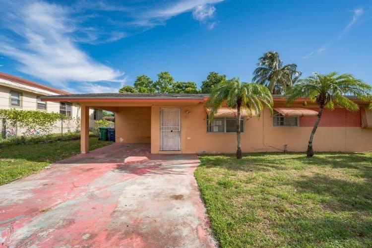Nw 76th St, Miami, FL 33147