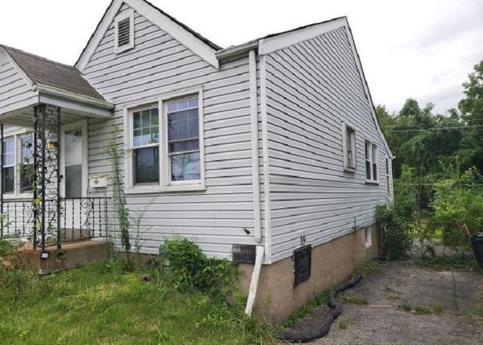 Calvin Ave, Saint Louis, MO 63136