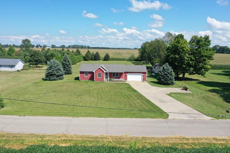 S Holmesville Rd, La Porte, IN 46350