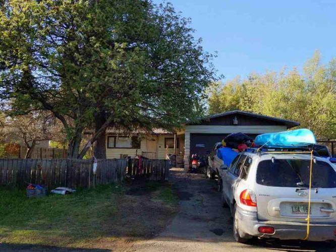 W 80th Ave, Anchorage, AK 99502