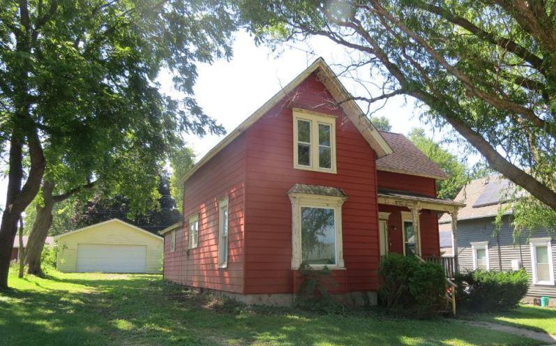 E Jefferson Ave, Hampshire, IL 60140