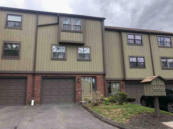 Mattabasset Dr, Meriden, CT 06450