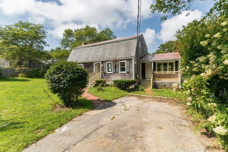 Rocky Pond Rd, Plymouth, MA 02360