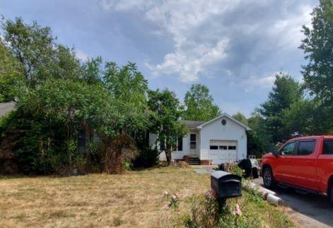 Cusa Dr, Highland, NY 12528