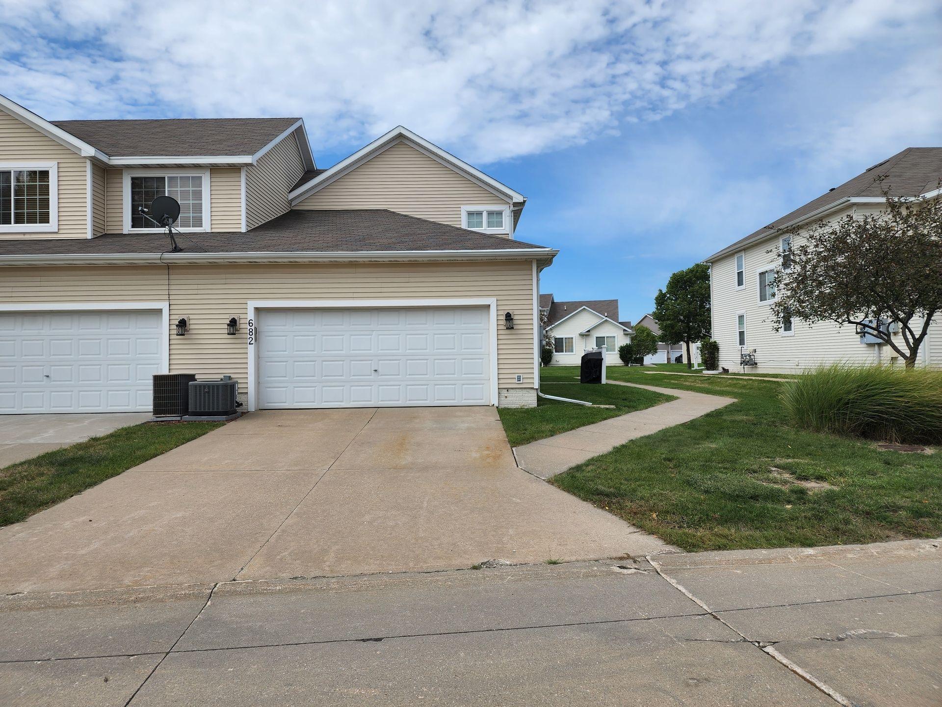 Se Williams Ct, Waukee, IA 50263
