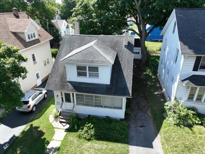 Spencer Rd, Rochester, NY 14609