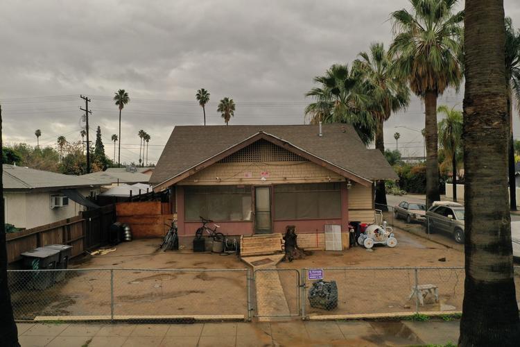 Milton St, Riverside, CA 92507