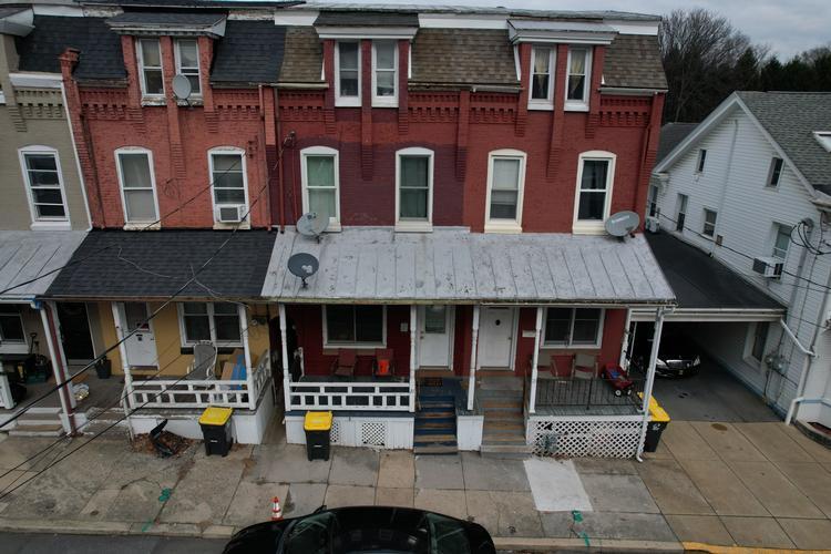 E High St, Womelsdorf, PA 19567