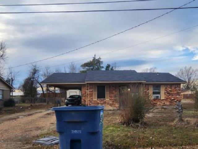 Mayflower Cir, Tutwiler, MS 38963