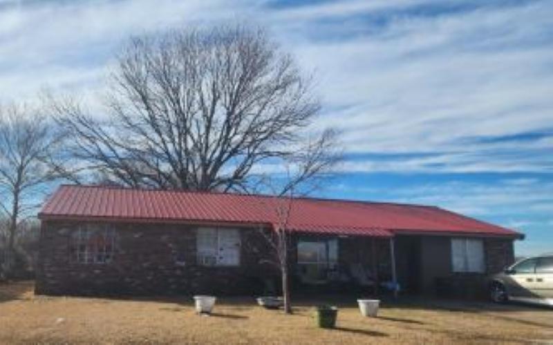 Pecan St, Rolling Fork, MS 39159
