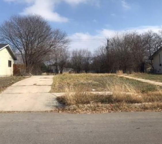 Carol Crest St, San Antonio, TX 78220