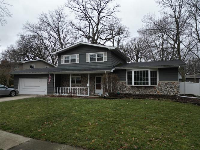 Williams Dr, Crown Point, IN 46307