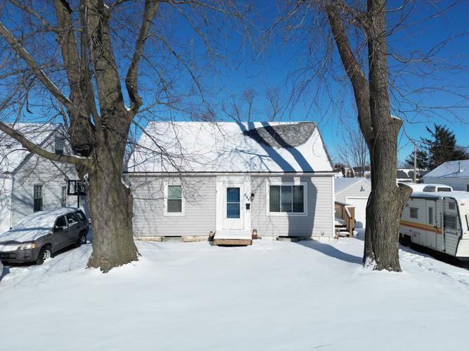 35th St Ne, Cedar Rapids, IA 52402