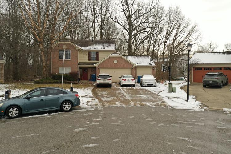 Red Leaf Ct, Indianapolis, IN 46229