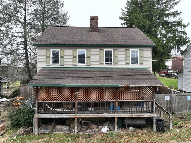 High St, Mount Pleasant, PA 15666