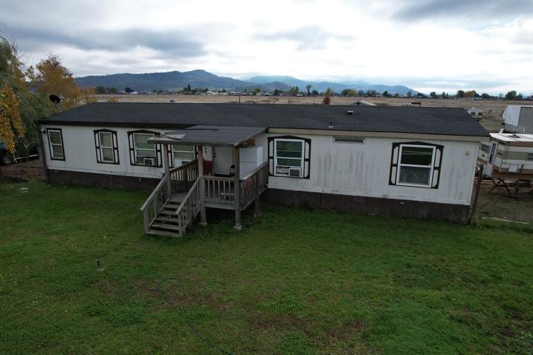 Avenue E, Medford, OR 97503