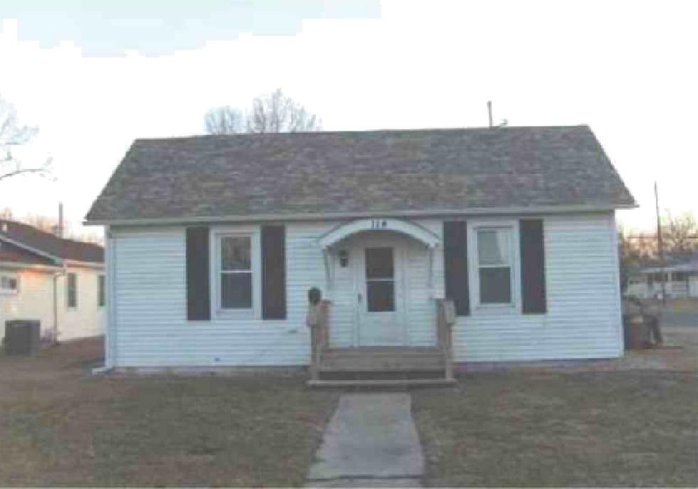 W 3rd South St, Mount Olive, IL 62069