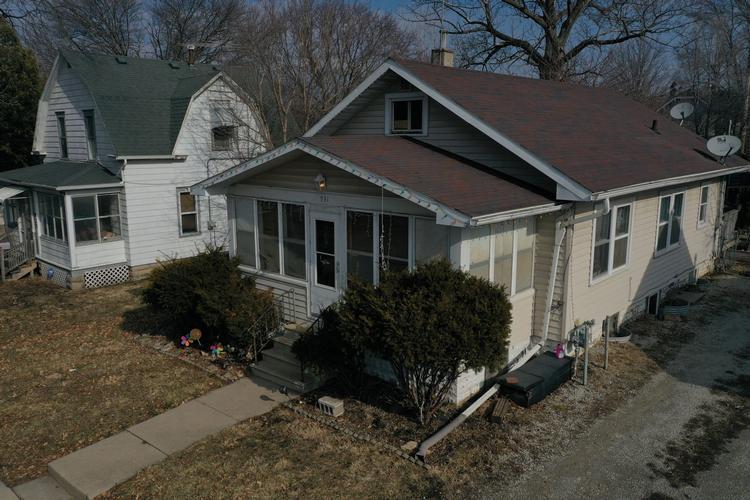 Leavitt St, Waterloo, IA 50702