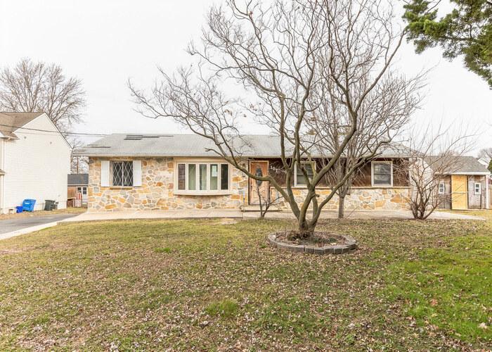 Harbor Rd, Bellmawr, NJ 08031