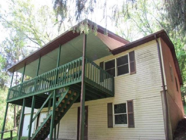 School House Rd, Little Hocking, OH 45742