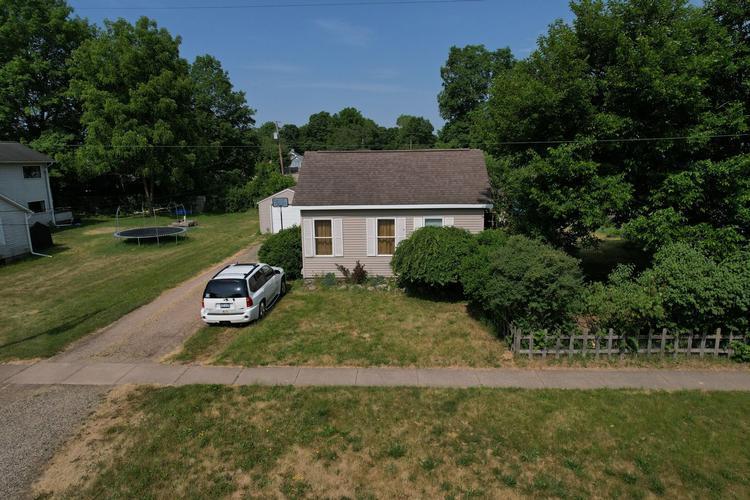 N Robinson St, Schoolcraft, MI 49087