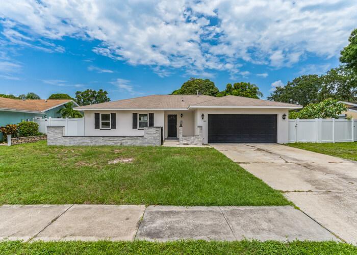 Bay Pines Lakes Blvd, Saint Petersburg, FL 33708