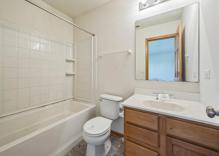 Foxview Dr, Joliet, IL 60431