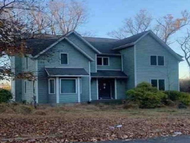 Poplar Rd, Garnerville, NY 10923