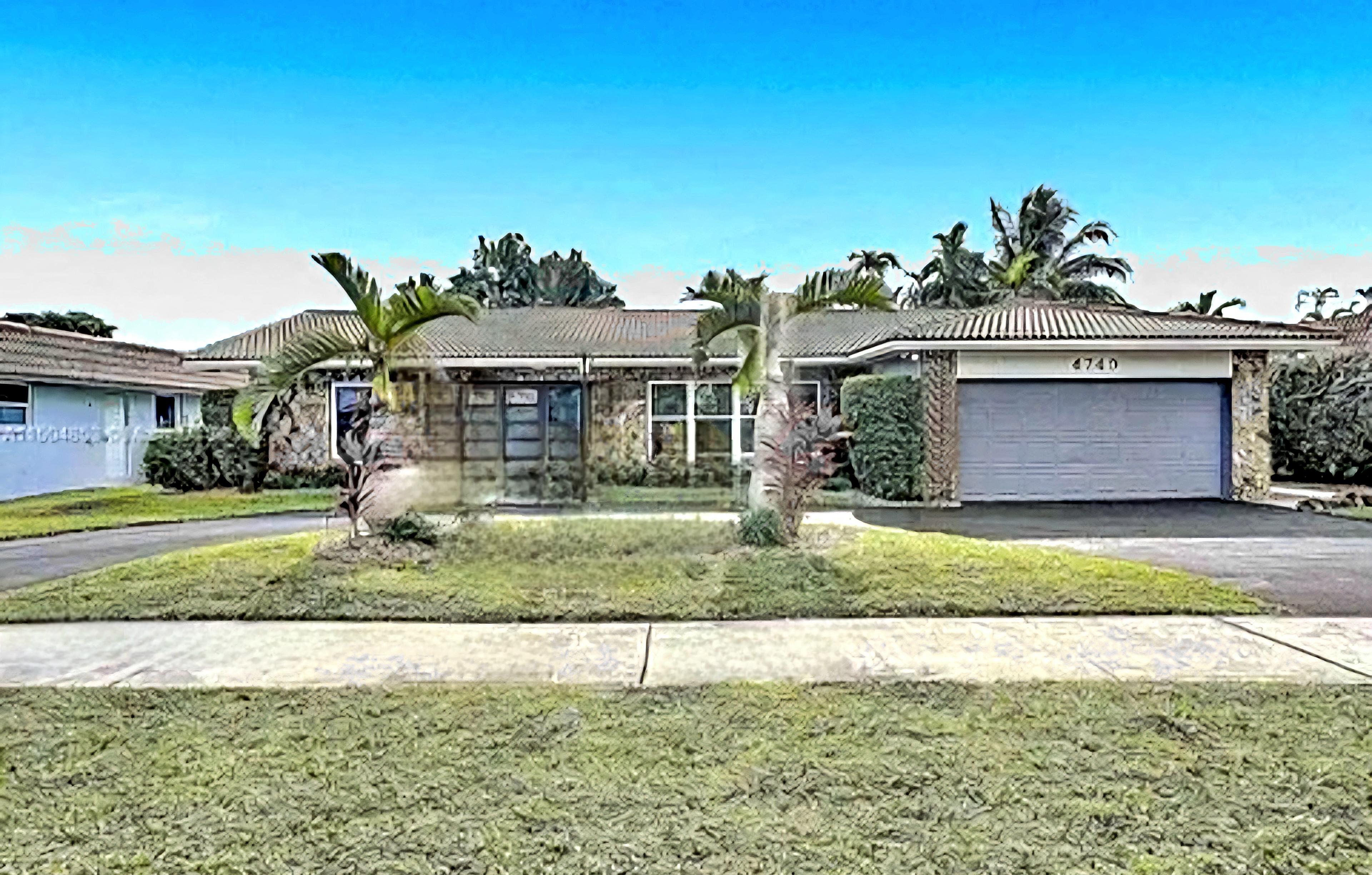 Sarazen Dr, Hollywood, FL 33021