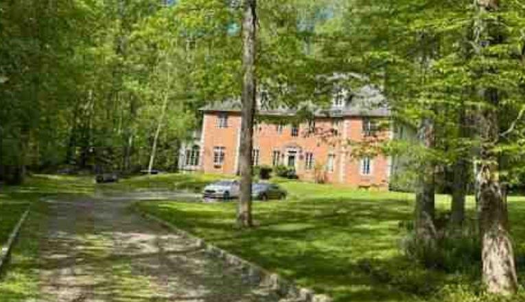 Merwins Ln, Fairfield, CT 06824