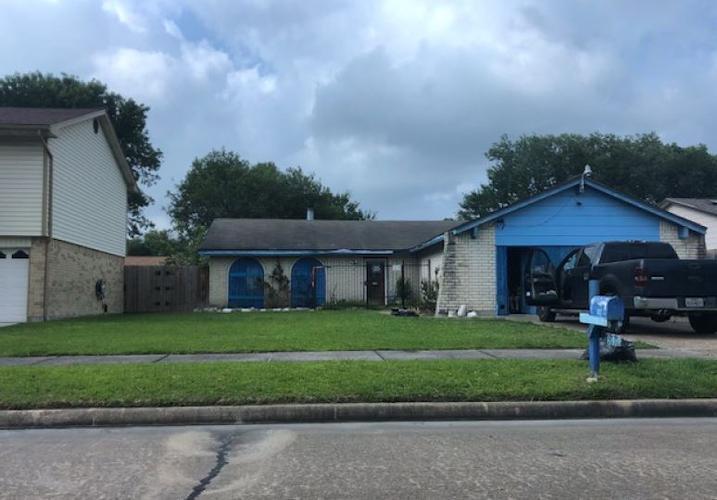 Glenvalley Dr, La Porte, TX 77571