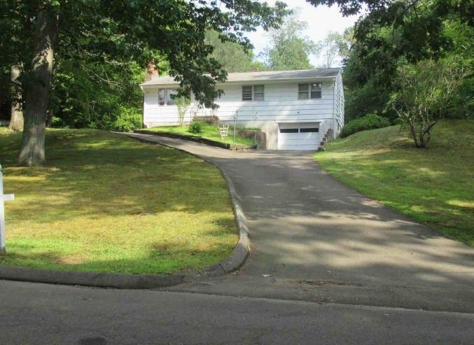 Piscitello Dr, Branford, CT 06405