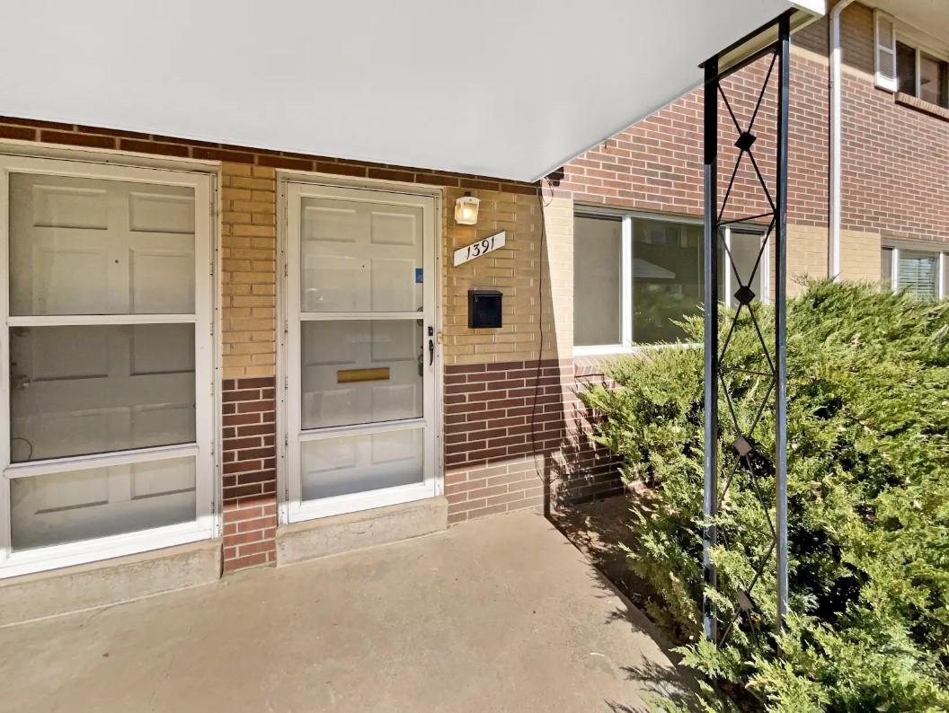 Vance St, Lakewood, CO 80214