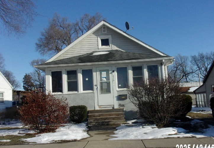 S 5th St, Hoopeston, IL 60942