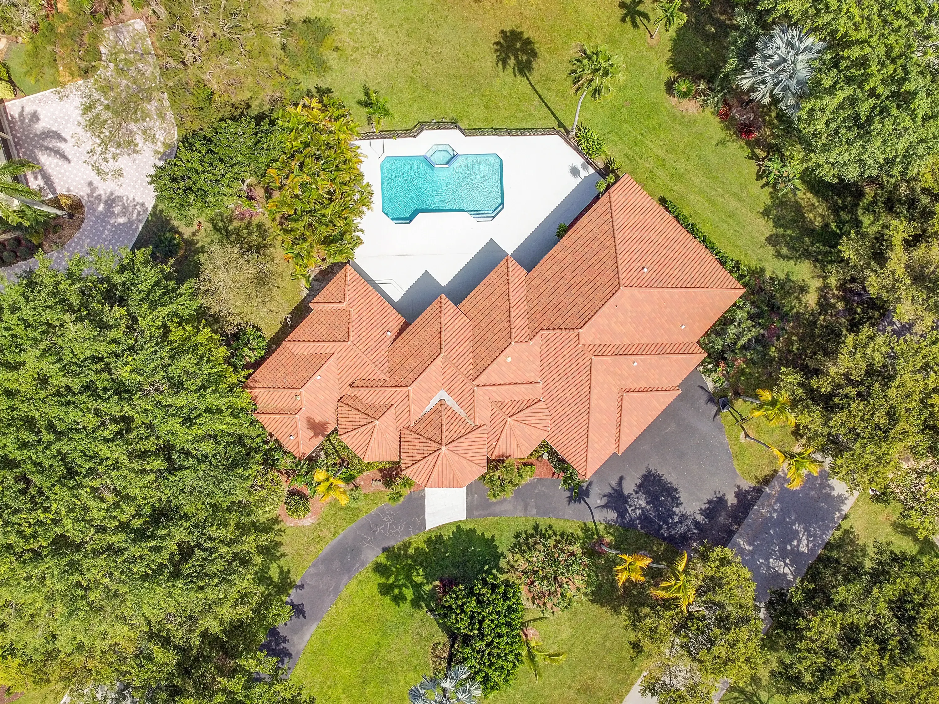 Nw 47th Dr, Coral Springs, FL 33067