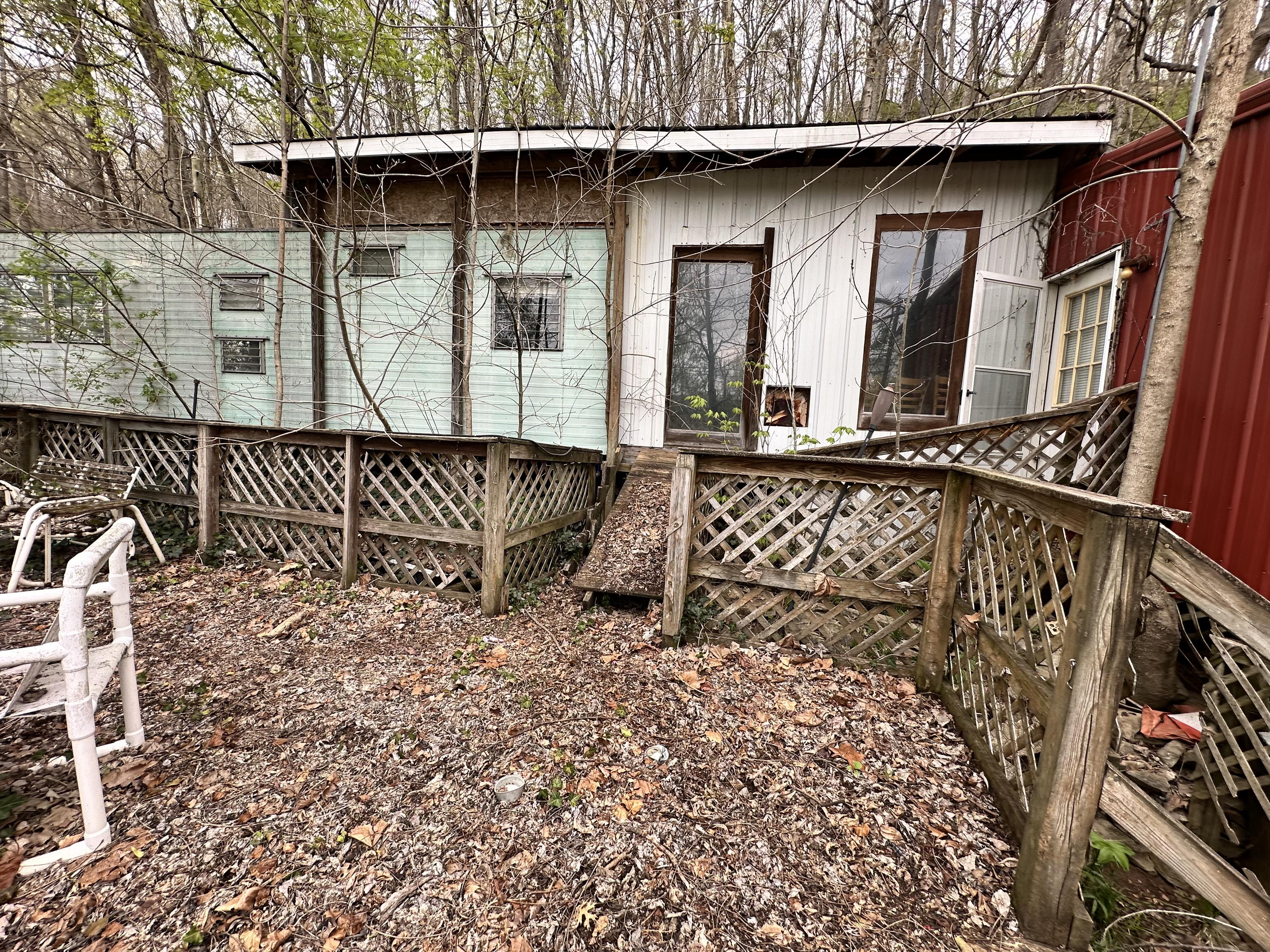 Rivervale Cabin Rd, Bedford, IN 47421