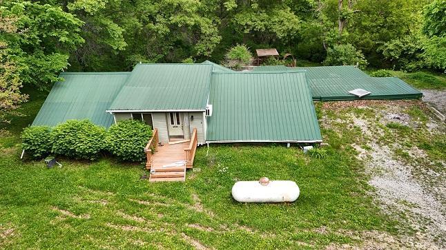 Phelps Dr, Brooklyn, IA 52211
