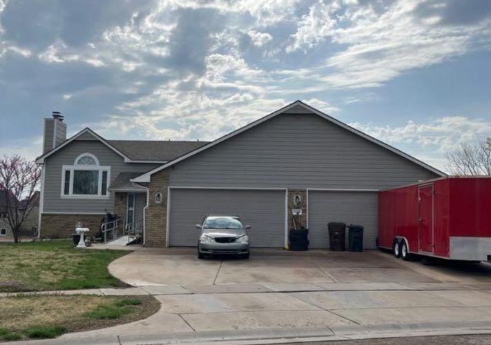 S Custer St, Wichita, KS 67217