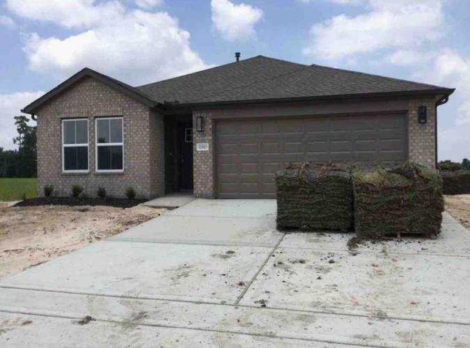 Maple Oak Dr, Houston, TX 77066