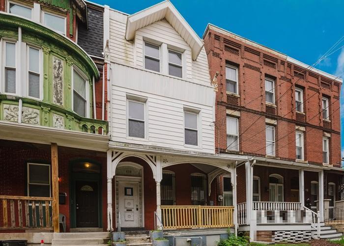 N 32nd St, Philadelphia, PA 19104