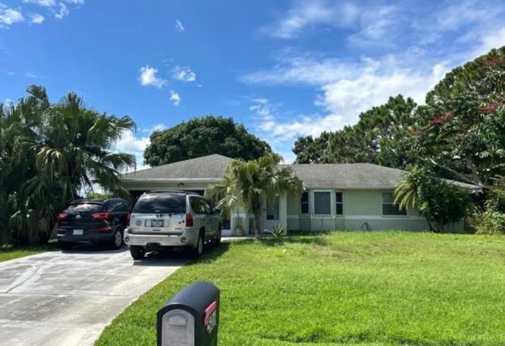 Sw Butler Ave, Port Saint Lucie, FL 34983